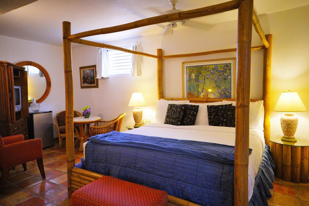 At Wind Chimes Boutique Hotel Сан-Хуан Экстерьер фото